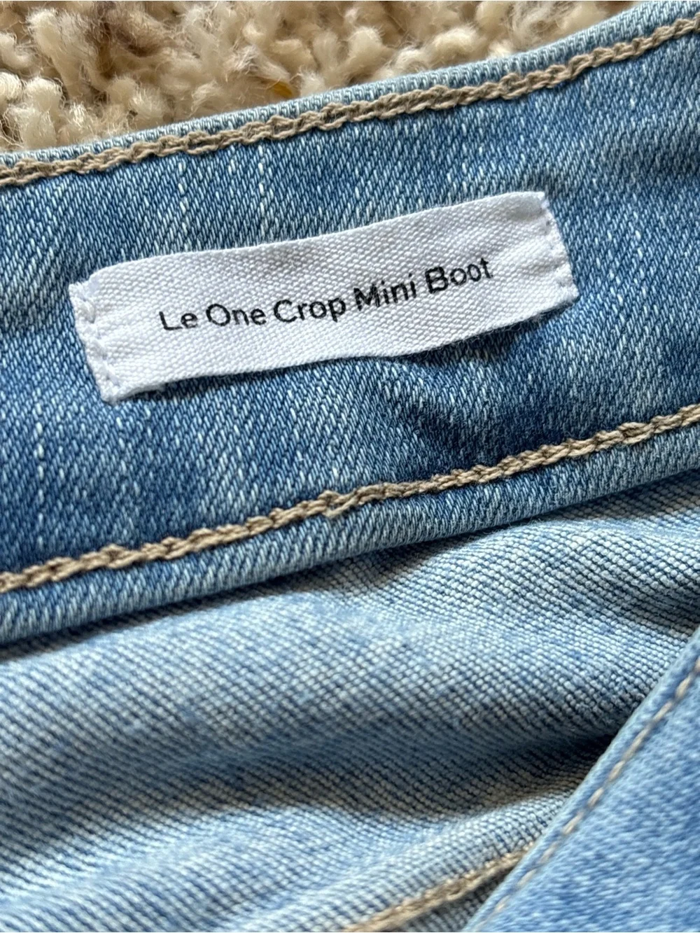 FRAME Le One Crop Mini Boot Sz 30 - See Sizing Medium Wash